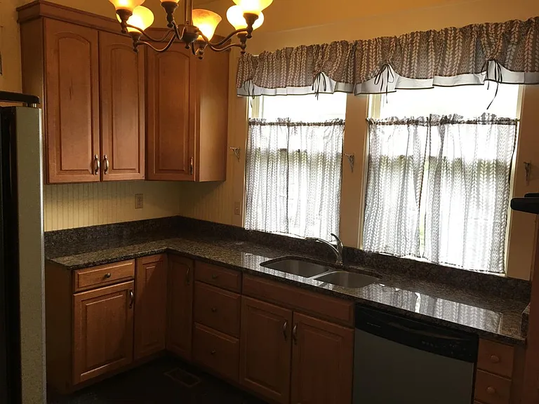 730 E Hunter Ave — Photo 6