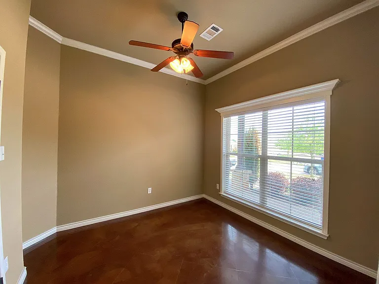 3037 Stallion Dr — Photo 7