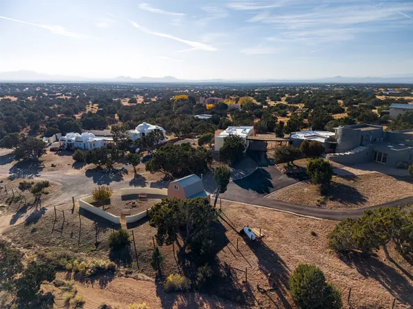 21B Sudeste Pl, Santa Fe, NM 87508