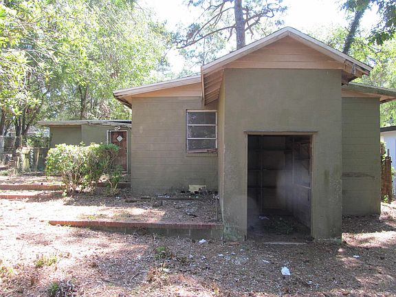 4th image of 2052 Hillsborough St