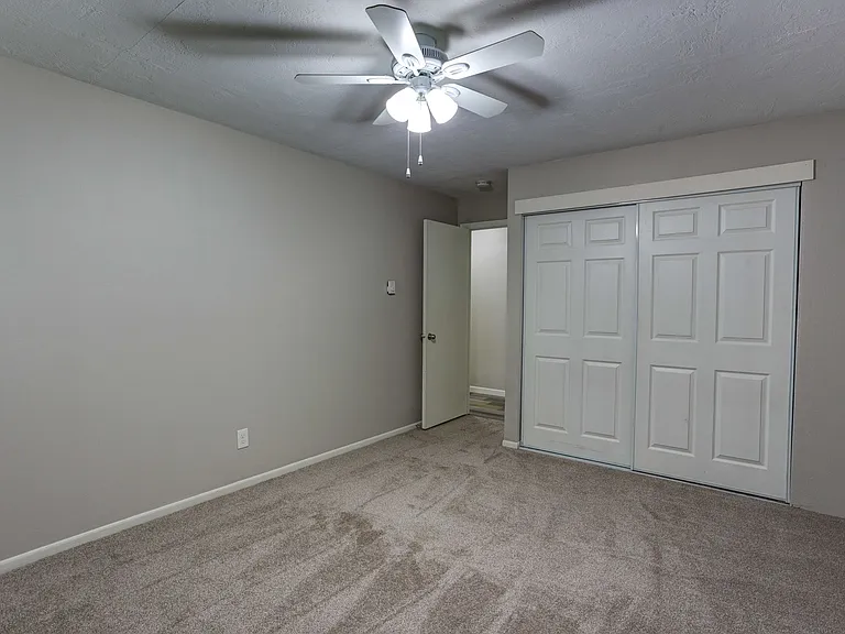 Sierra Terrace — Photo 24