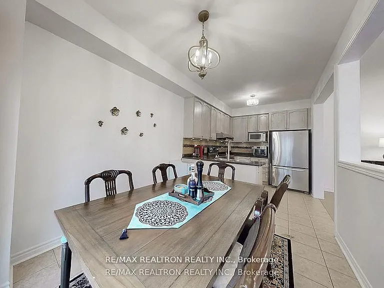 37 Jonas Millway Whitchurch — Photo 16