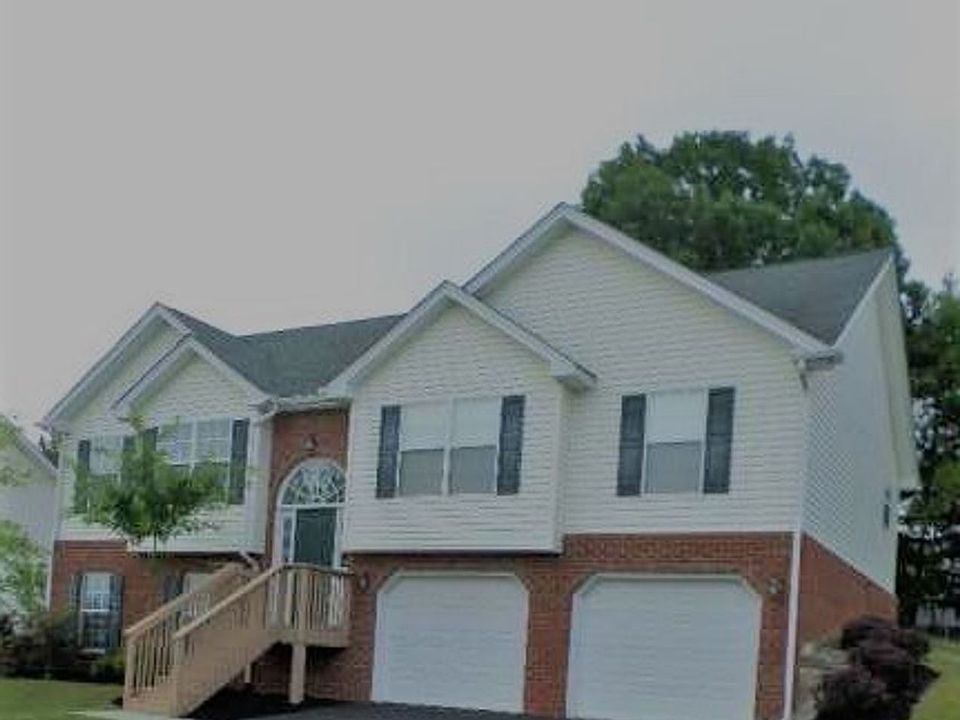 1st image of 245 Windsor Dr