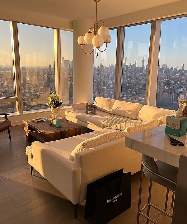 1st image of 1 Manhattan Sq Unit 50K
