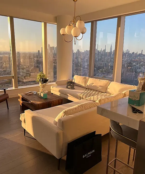 1 Manhattan Sq #50K