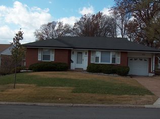 9423 Yorktown Dr, Saint Louis, MO 63137