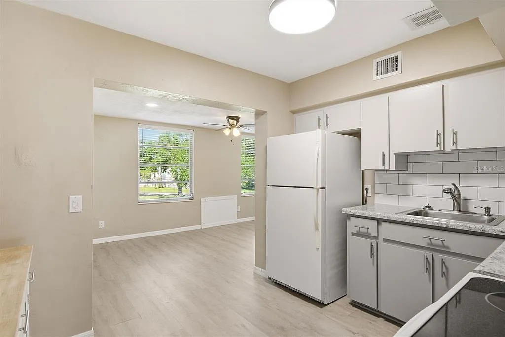 Building Photo - 2451 Canadian Way #31
