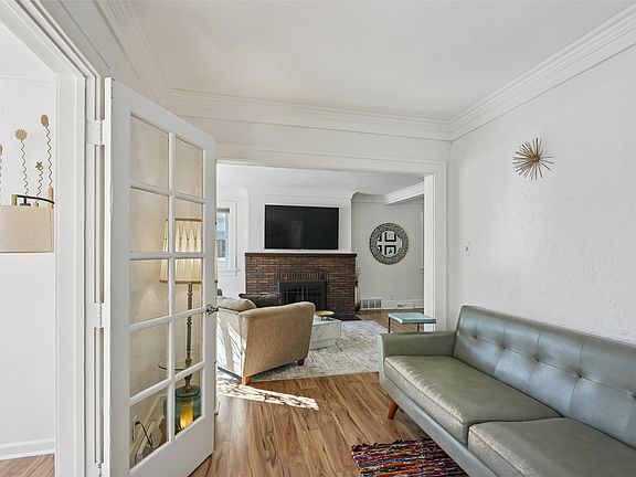 5th image of 3111 Leado Ave