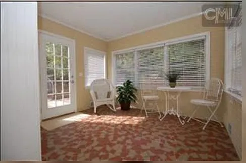 Florida Room with Washer and Dryer