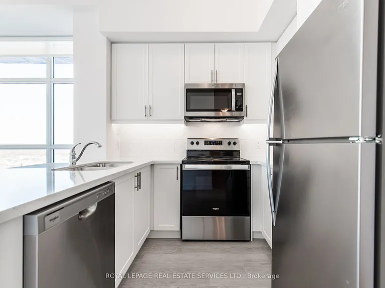 460 Dundas St E #1205 — Photo 7