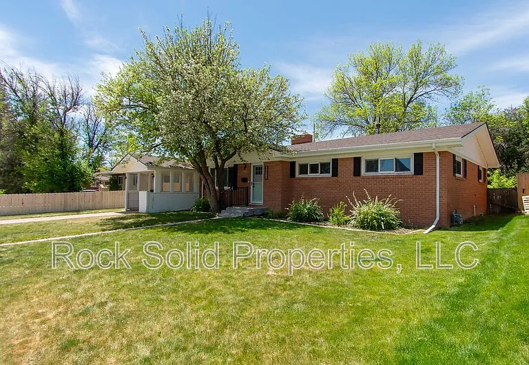 5512 Frederick Dr — Photo 2