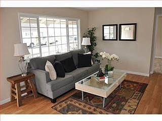 2nd image of 336 Glencourt Way