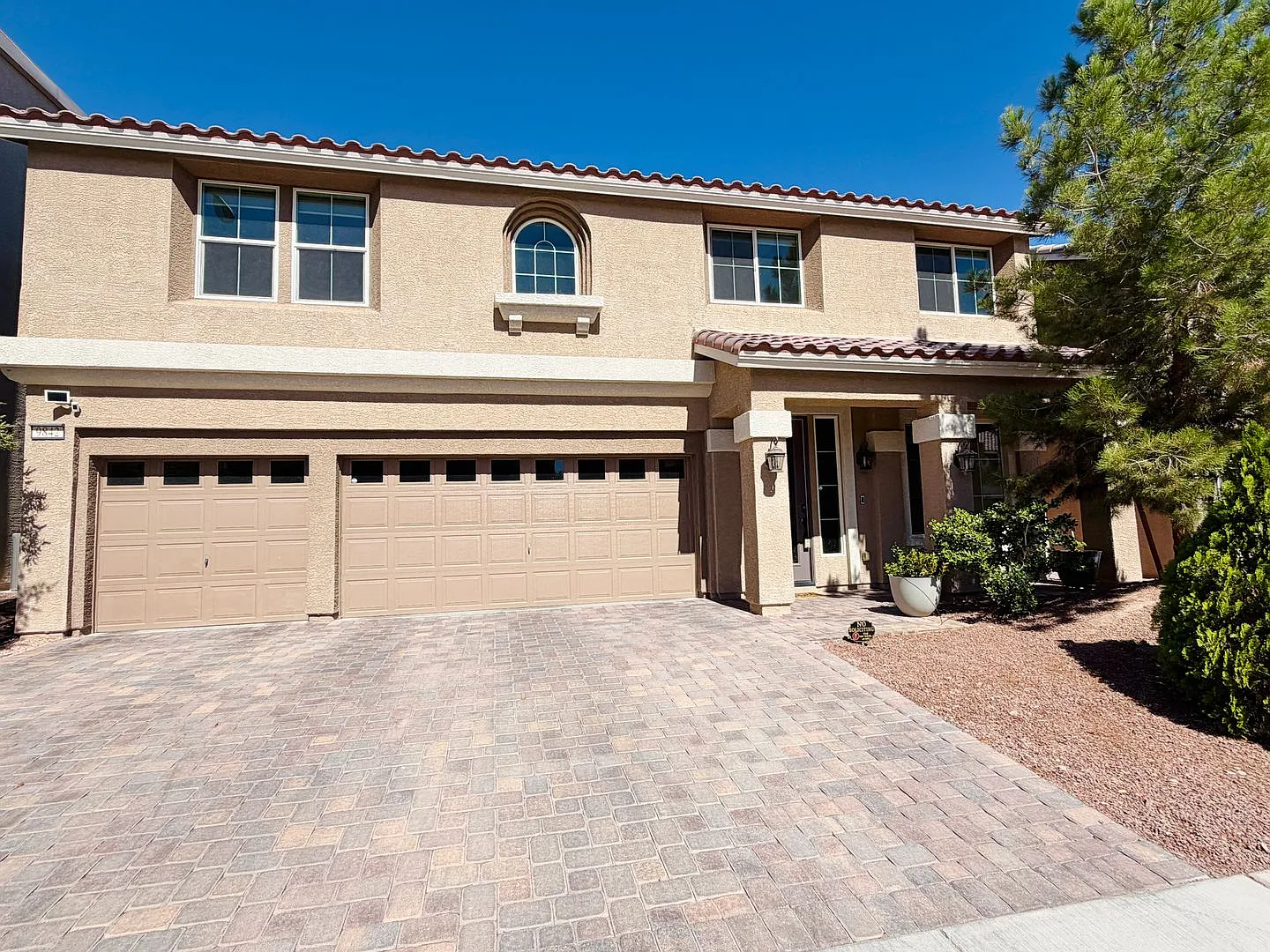 Stunning 4 bedroom 3.5 bath home with a 3 car garage! Home features many rare upgrades including ... — Photo 2