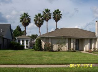 502 Donna Ct, Port Neches, TX 77651