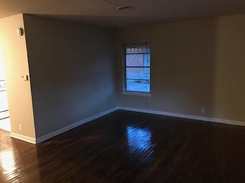1st image of 2351 Dunloe Ave