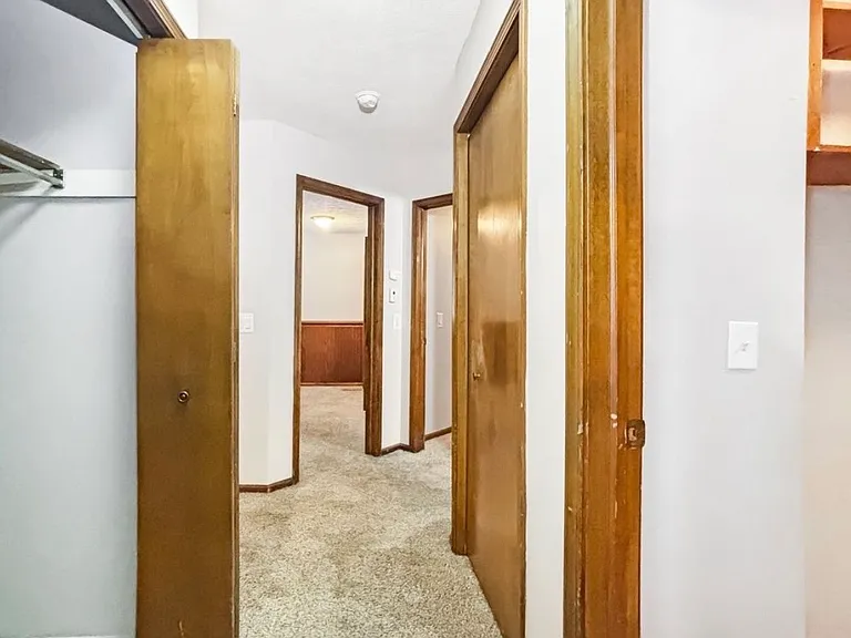 2069 Andrew St SE #4 — Photo 9