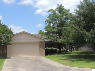 3621 Sierra Dr, Bryan, TX 77802