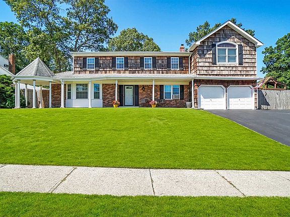 2nd image of 6 Beaumont Ln