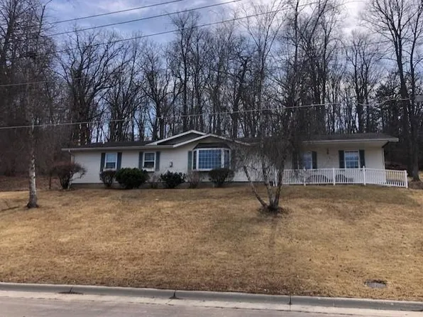 104 Whittier St E, Lanesboro, MN 55949