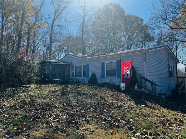 950 Normandy Rd, Normandy, TN 37360