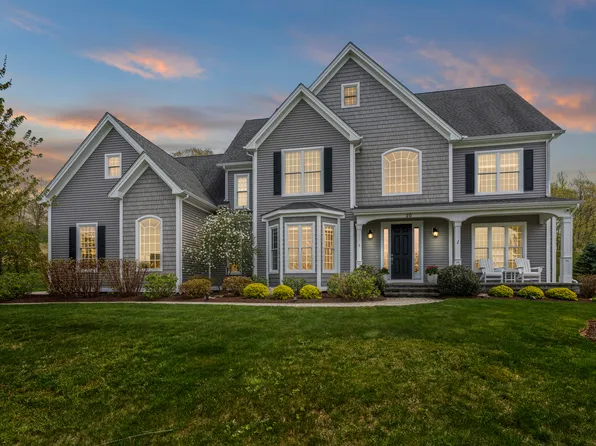 20 Peach Lane, East Lyme, CT 06333
