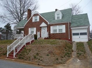 1110 Askin St, Martinsville, VA 24112