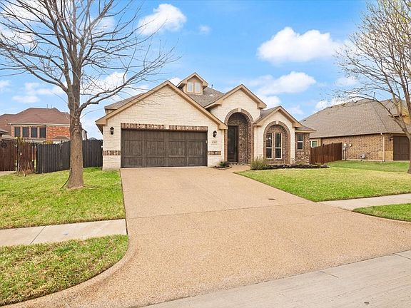 3rd image of 4302 Gleneagles Dr