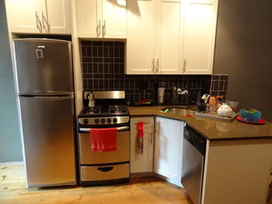 Rented by Lofts and Flats LLC | media 25