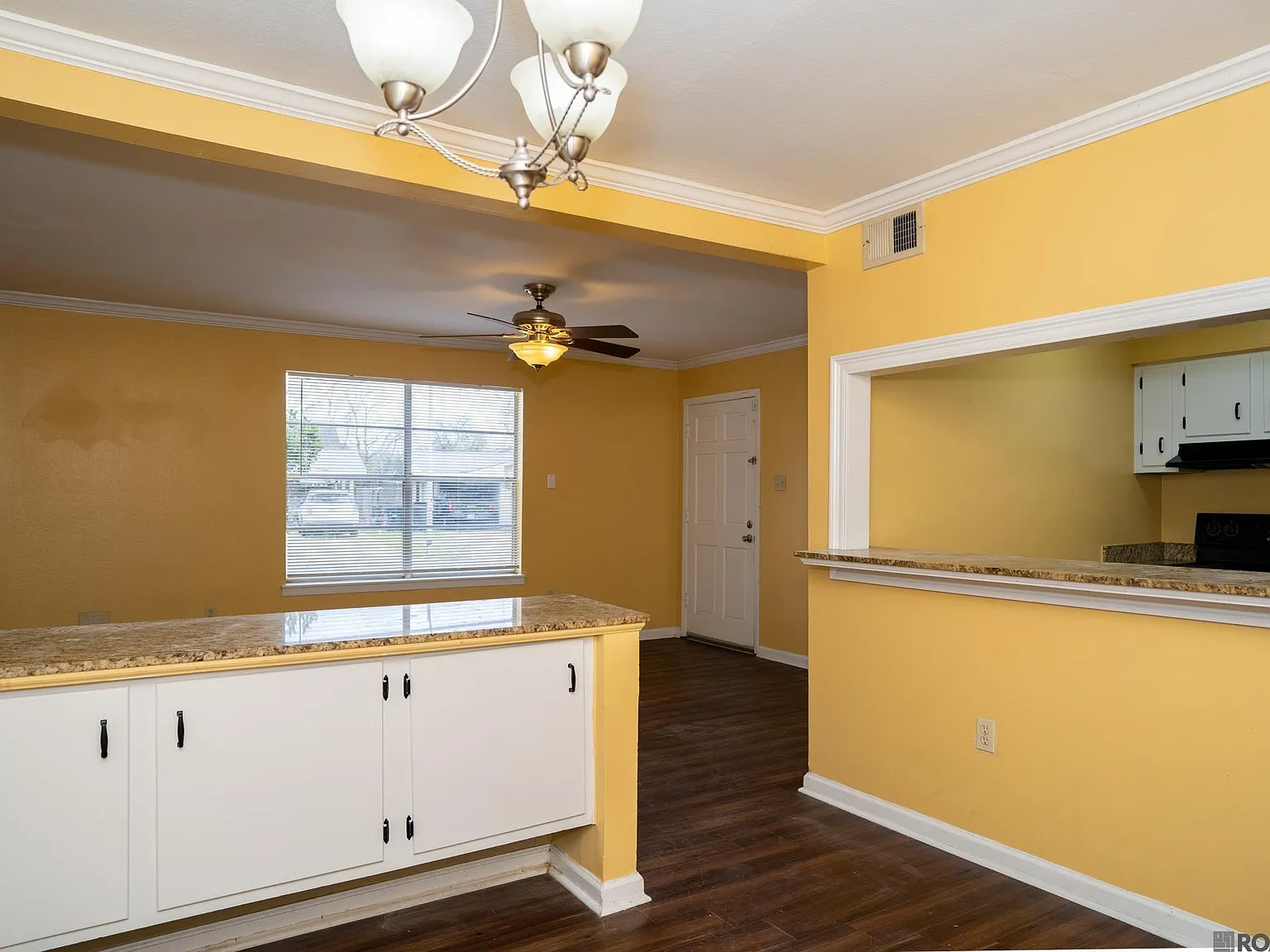 3 bed, 1364 sqft, $1,400 — Photo 4