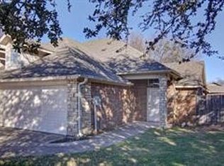 218-220 Rentz Place Cir, Weatherford, TX 76086