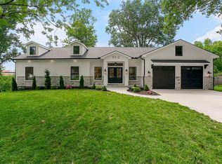 9312 Mohawk Ln, Leawood, KS 66206