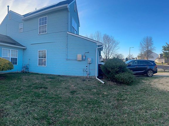 2nd image of 5 Sassafras Dr