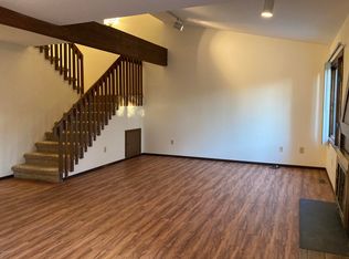 3240 Eastgate Pl, Anchorage, AK 99504