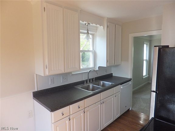 5th image of 4911 W 12th St