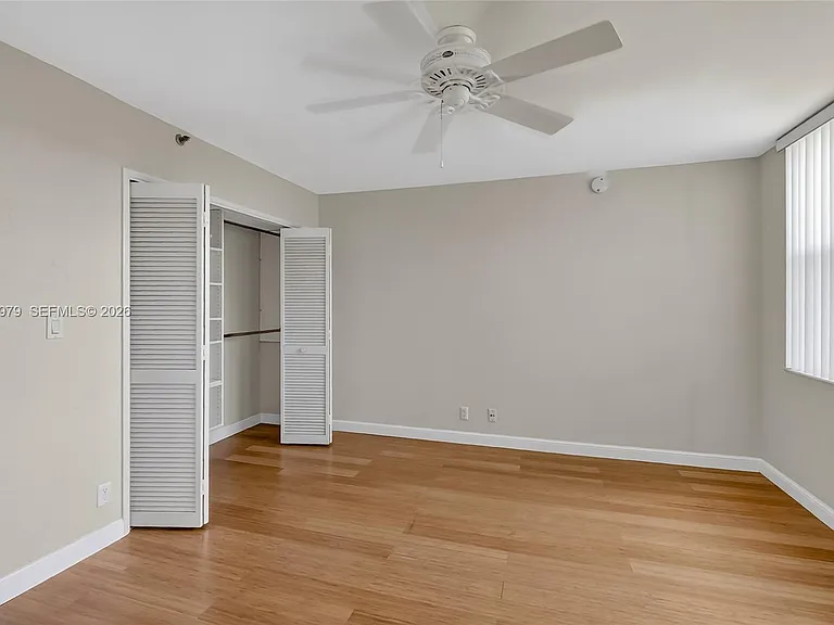 4015 W Palm Aire Dr #502 — Photo 22