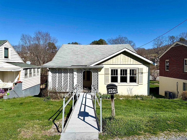 Listing photo 3