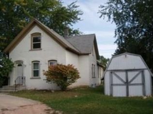 2357 Manitowoc Rd, Green Bay, WI 54311