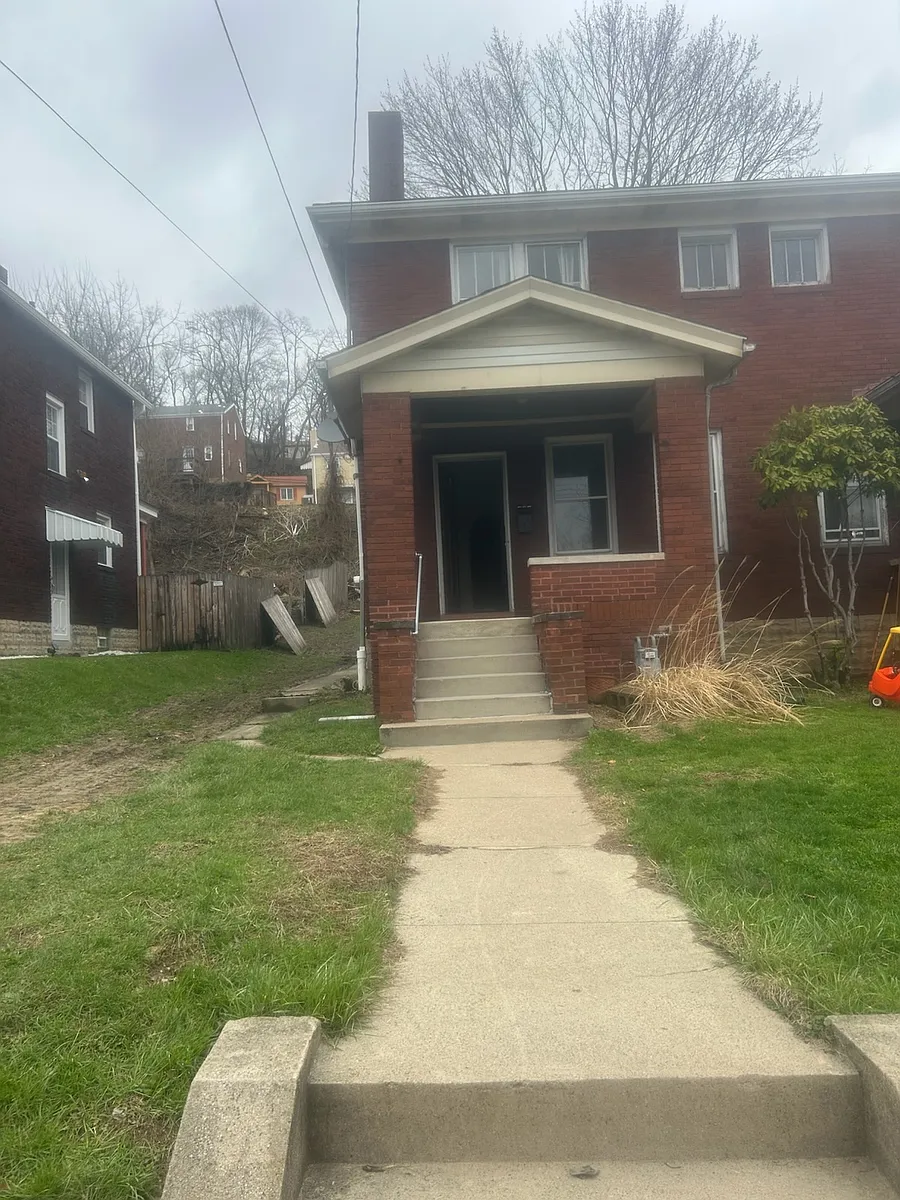 Photo 1 of 15 - 622 Means Ave - Pittsburgh, PA Front - 622 Means Ave