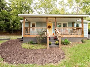 653 Sand Hill Rd, Asheville, NC 28806