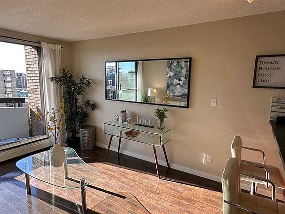 4th image of 340 S 14th Ave SW #511