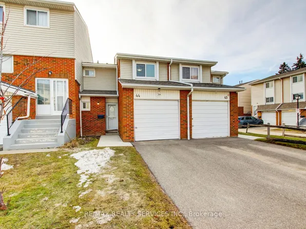 44 Franklin Ct #49, Brampton, ON L6T 3Z1