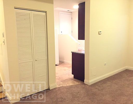 5th image of 6500 N Claremont Ave #65061E