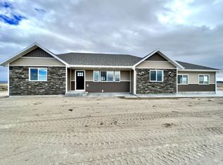 625 Sun Valley Rd, Spring Creek, NV 89815