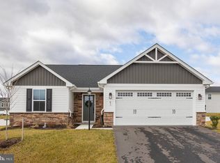 81 Tackle Rd, Inwood, WV 25428