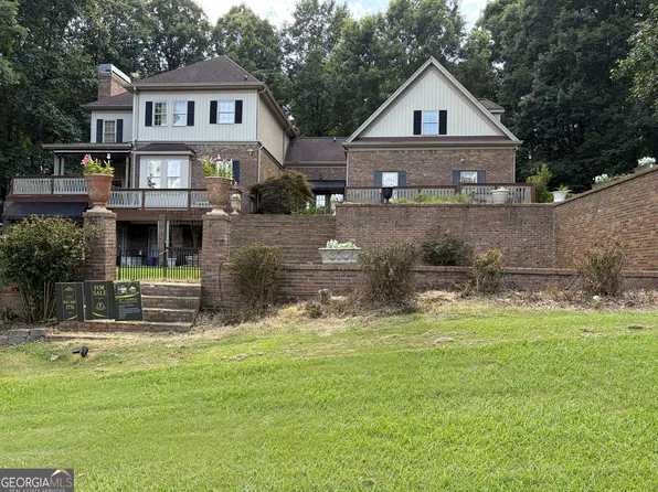3 Club Dr, Newnan, GA 30263
