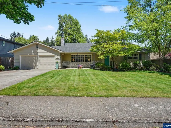 695 Snow White Way SE, Salem, OR 97302
