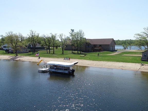 3rd image of 32392 Wolf Lake Rd