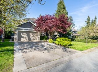 15585 37th Ave, Surrey, BC V3Z0H4