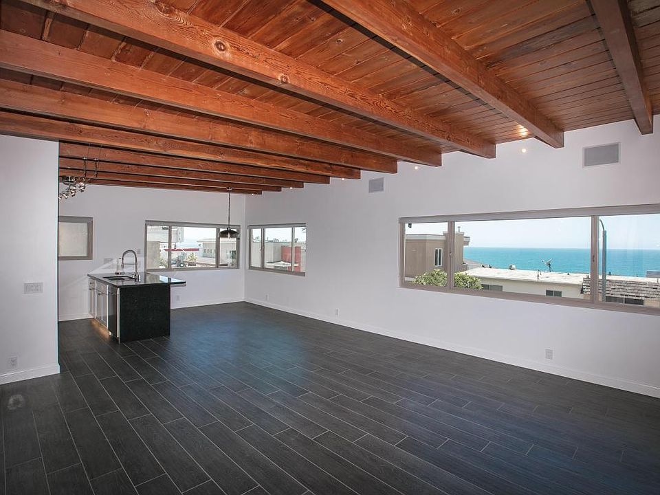 Vaulted Ceilings With A Big View