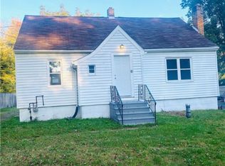 570 Ruth Ave, Leavittsburg, OH 44430